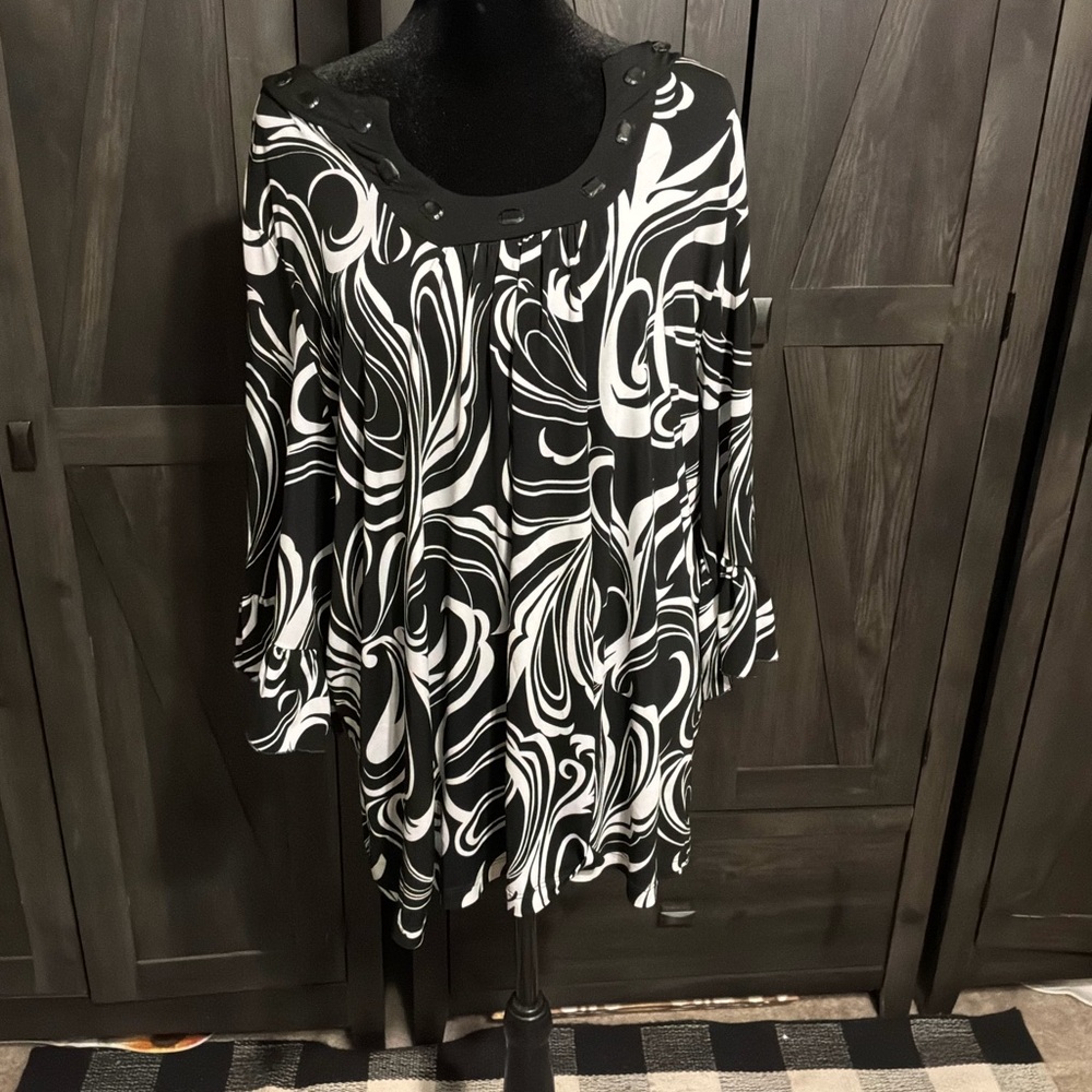Maggie Barnes Monochrome Swirl Tunic